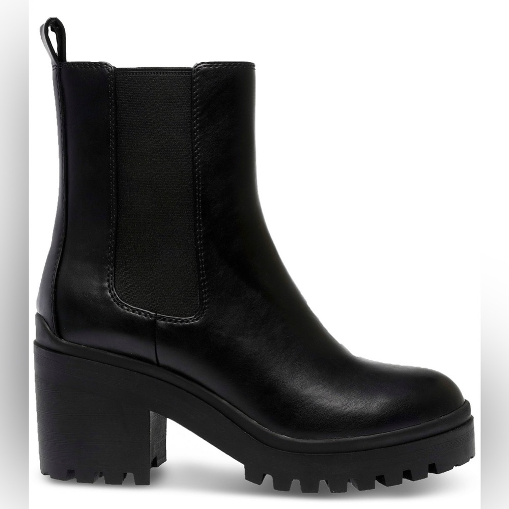 Brooklan Chelsea Bootie been worn twice